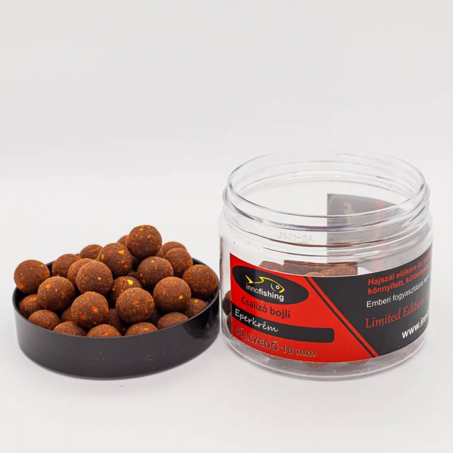 Csalizó bojli 10 mm - eperkrém, 80g Csalizó bojli 10 mm - eperkrém, 80g